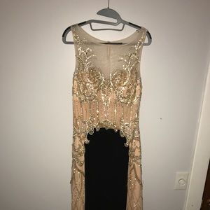 GORGEOUS PROM DRESS